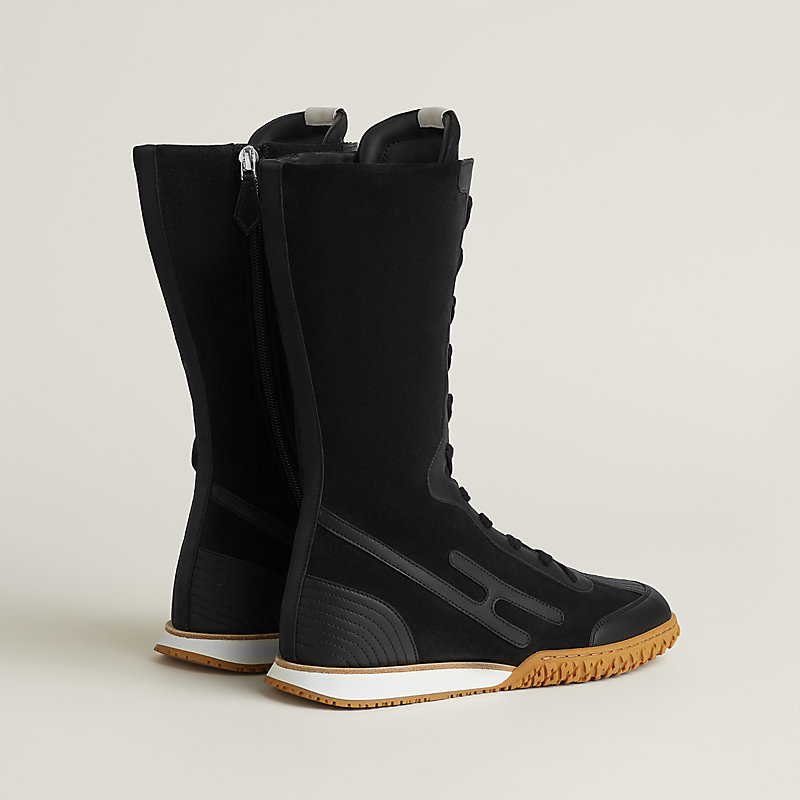 スニーカー-《レース・アップ》-